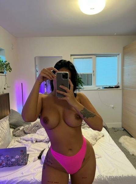 Arabic Princess (Jameelahh) Nude OnlyFans Leaks (10 Photos) on fansgirls.net