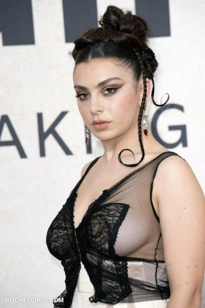 Charli Xcx Nude Celeb - Celebrities Leaked Nude Photos on fansgirls.net