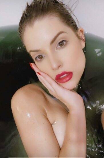 Amanda Cerny Nude Onlyfans Bath Set Leaked on fansgirls.net