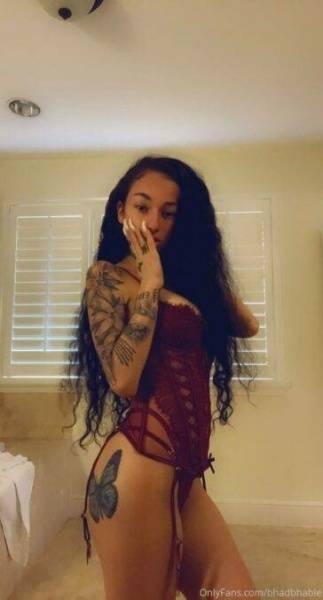 Bhad Bhabie Lingerie Striptease Onlyfans Video Leaked on fansgirls.net