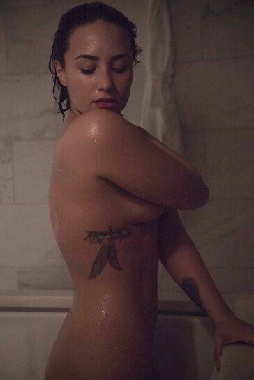 Demi Lovato Nude Magazine Photoshoot Leaked - Usa on fansgirls.net