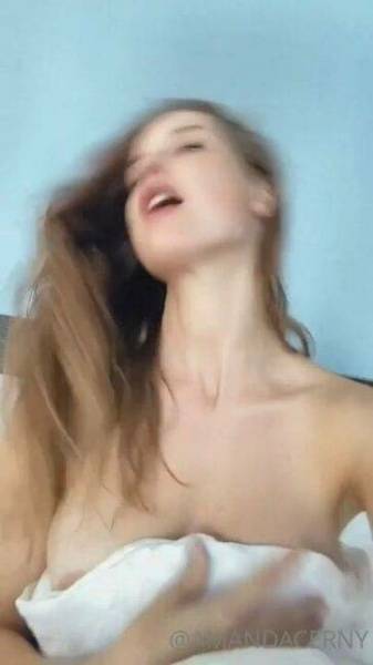 Amanda Cerny Bed Nipple Slip Onlyfans Video Leaked on fansgirls.net