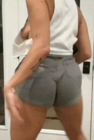 Gabbie Hanna Nipple Slip Onlyfans Livestream Leaked on fansgirls.net