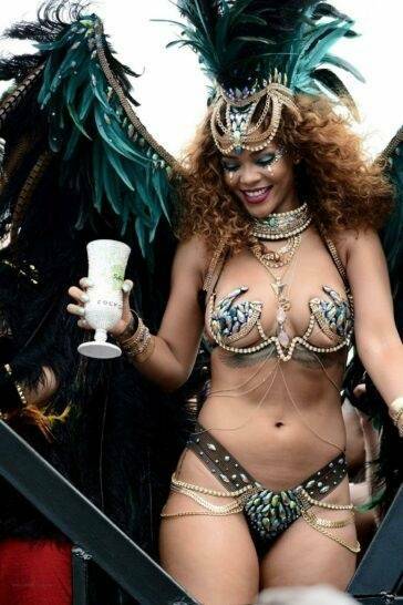 Rihanna Bikini Festival Nip Slip Photos Leaked on fansgirls.net