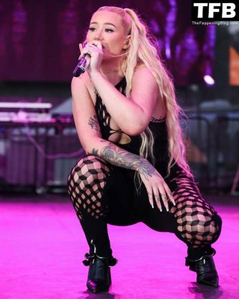 Iggy Azalea Performs at The 39th Annual Long Beach Pride Parade and Festival in Long Beach (150 New Photos) on fansgirls.net