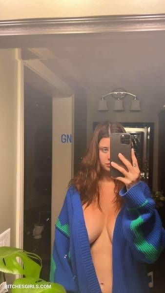 Sarah McDaniel (Krotchy) - cloudpeople on fansgirls.net