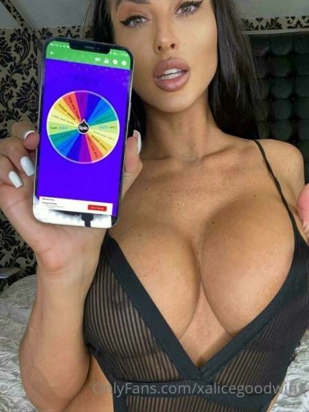 Alice Goodwin (xalicegoodwinx) Nude OnlyFans Leaks (18 Photos) on fansgirls.net