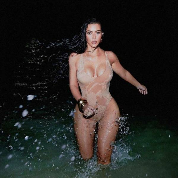 Kim Kardashian (kim_kardashian) Nude OnlyFans Leaks (12 Photos) on fansgirls.net