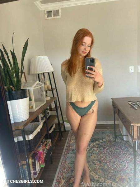 Sunnyelaine Redhead Nude Girl Onlyfans Leaked Naked Photos on fansgirls.net