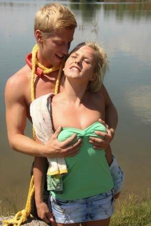 Hot blonde girlfriend gets peeled and poked doggystyle with outdoor cum facial on fansgirls.net