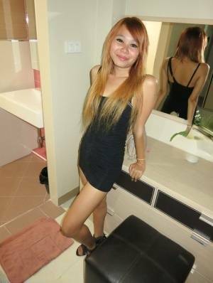 Young looking Thai girl takes a cumshot on her tight butt from sex tourist - Thailand on fansgirls.net
