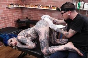 Tattoo enthusiast Amber Luke gets fucked after getting a new tat on fansgirls.net