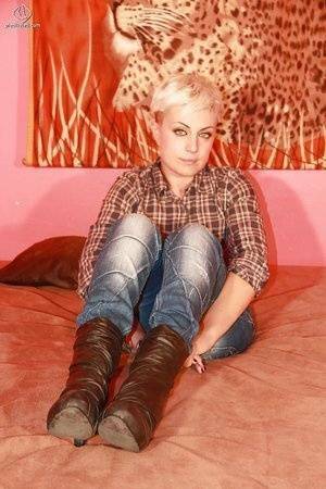 Awesome short haired blonde girl Marlene is a foot fetish babe on fansgirls.net