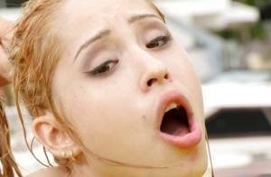 Young Latina slut Goldie Ortiz taking cumshot in mouth outdoors on fansgirls.net