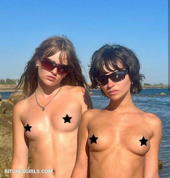 Victoria De Angelis Nude Nude Celeb - Vicdeangelis Leaked Naked Photos on fansgirls.net