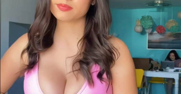 SOFIA GOMEZ onlyfans leaks nude photos and videos on fansgirls.net