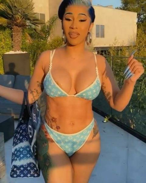 Cardi B Bikini Rant Video Leaked - Usa - New York on fansgirls.net