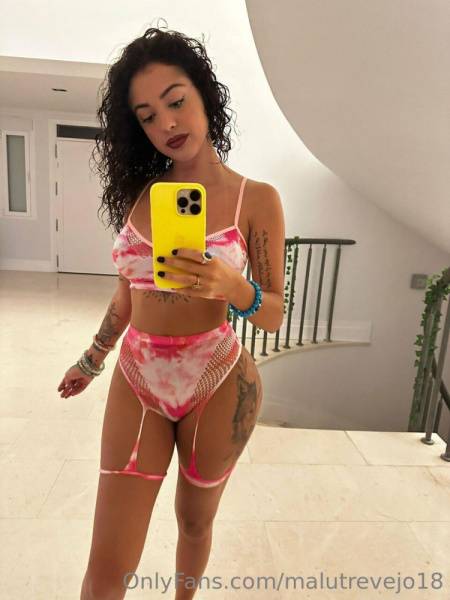 Malu Trevejo Lingerie Bodysuit Mirror Selfies Onlyfans Set Leaked on fansgirls.net