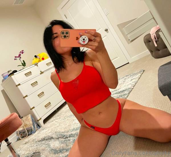 Alinity Braless Red Thong Mirror Selfies Onlyfans Set Leaked on fansgirls.net