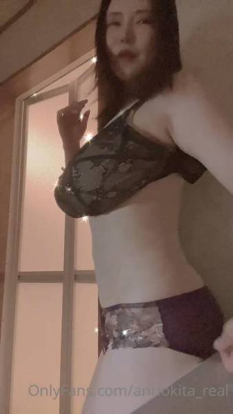 Anri Okita Lingerie Strip Tease Onlyfans Video Leaked on fansgirls.net