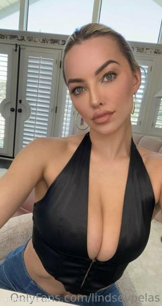 Lindsey Pelas Instagram Nude Influencer - Lindsey Onlyfans Leaked Naked Photo on fansgirls.net