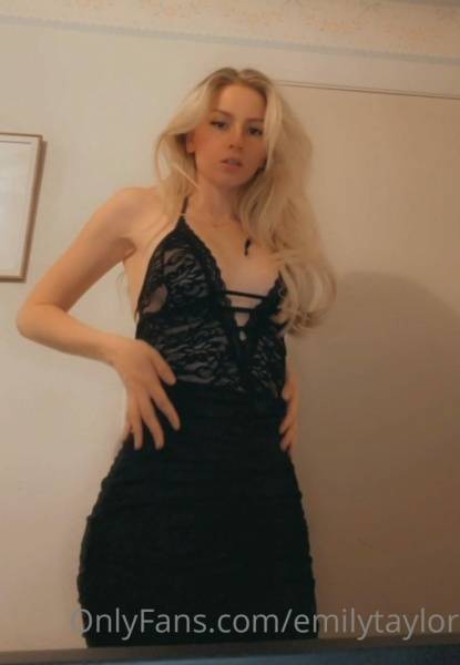 MsFiiire Sexy Dress Striptease Onlyfans Video Leaked - Usa on fansgirls.net