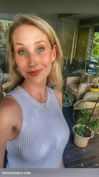 Maude Garrett Youtube Naked Influencer - Maude on fansgirls.net