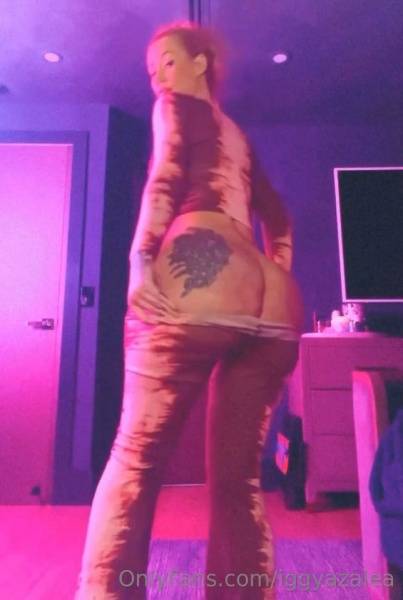 Iggy Azalea Nude Leggings Strip Onlyfans Video Leaked - Usa - Australia on fansgirls.net