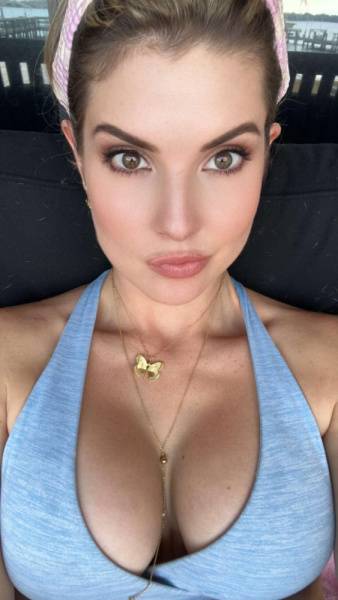 Amanda Cerny Sexy Boobs Cleavage Onlyfans Set Leaked - Usa on fansgirls.net