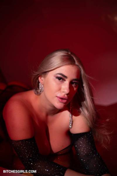 Alpinegold - Karina Sweet Onlyfans Leaked Photos on fansgirls.net