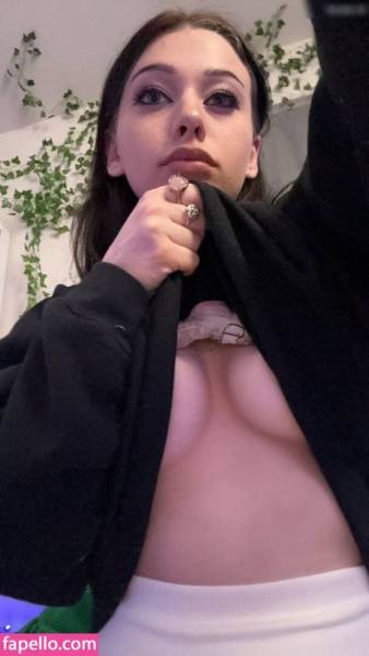 Zizi / zizibunnii Nude Leaks OnlyFans - TheFap on fansgirls.net